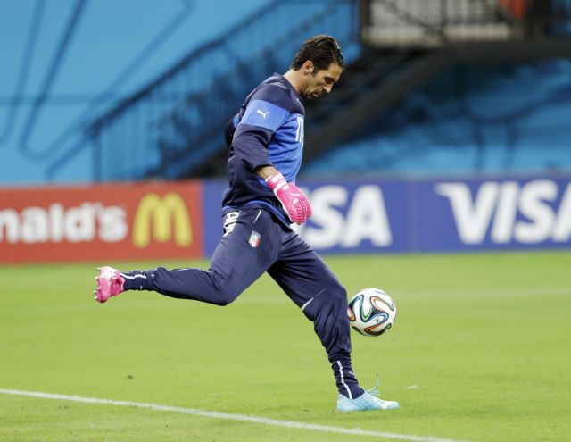 Χάνει την Αγγλία ο Μπουφόν, ο Σιρίγκου στη θέση του